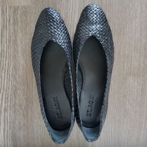 NWOB St. Agni Ane woven flat, black 37 *never worn*